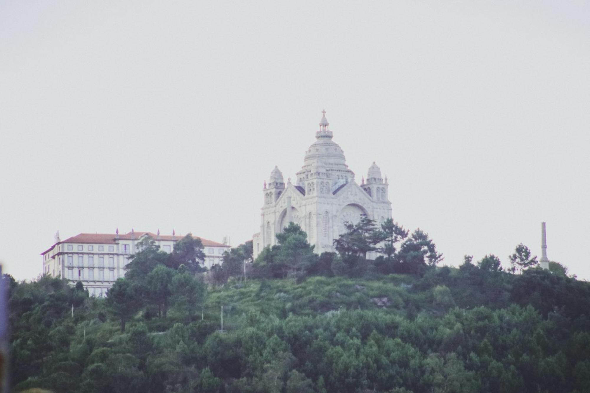 Casa Da Ribeira Villa เวียนา โด กัสเตโล ภายนอก รูปภาพ